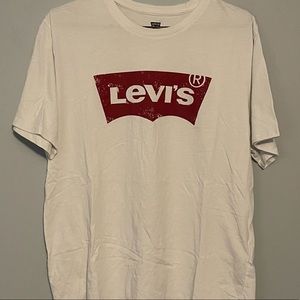 Levi’s Tee